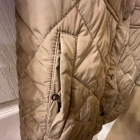 Liz Claiborne quilted coat - Picture 8 of 8